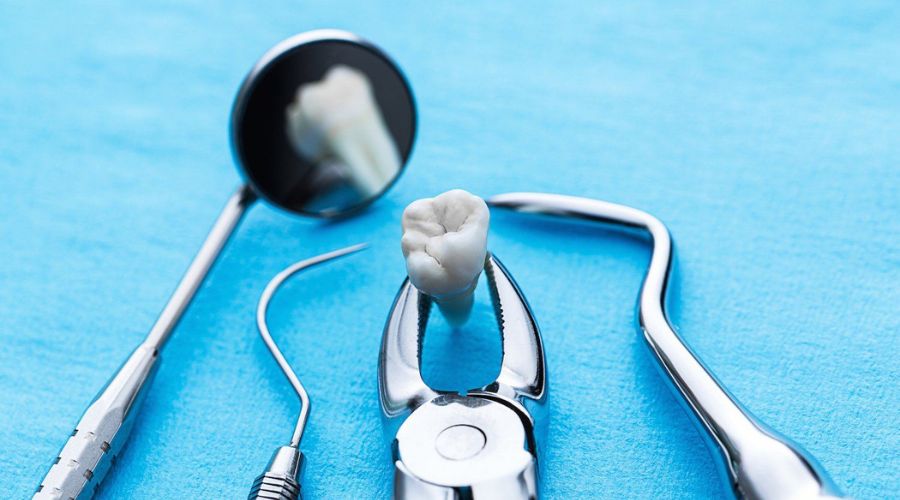 Clicca per accedere all'articolo Iandolo (Commissione Albo Odontoiatri): “Tre soluzioni con una sola norma” 